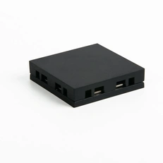 Изображение Flat Magnetic Четырёхсторонний соединитель для накладного шинопровода чёрный 85003/00